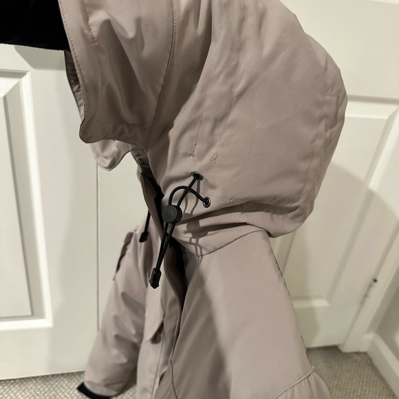 Canada Goose Expedition Parka | 2024 | Like New | SIZE LARGE - Picture 15 of 16